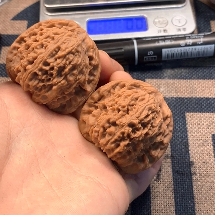 文玩核桃吊坠全品南疆