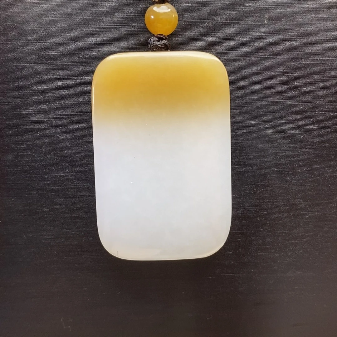 和田玉（糖玉）未镶嵌颈饰