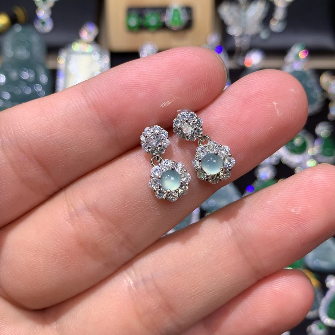 吊坠(赠链)未镶嵌翡翠