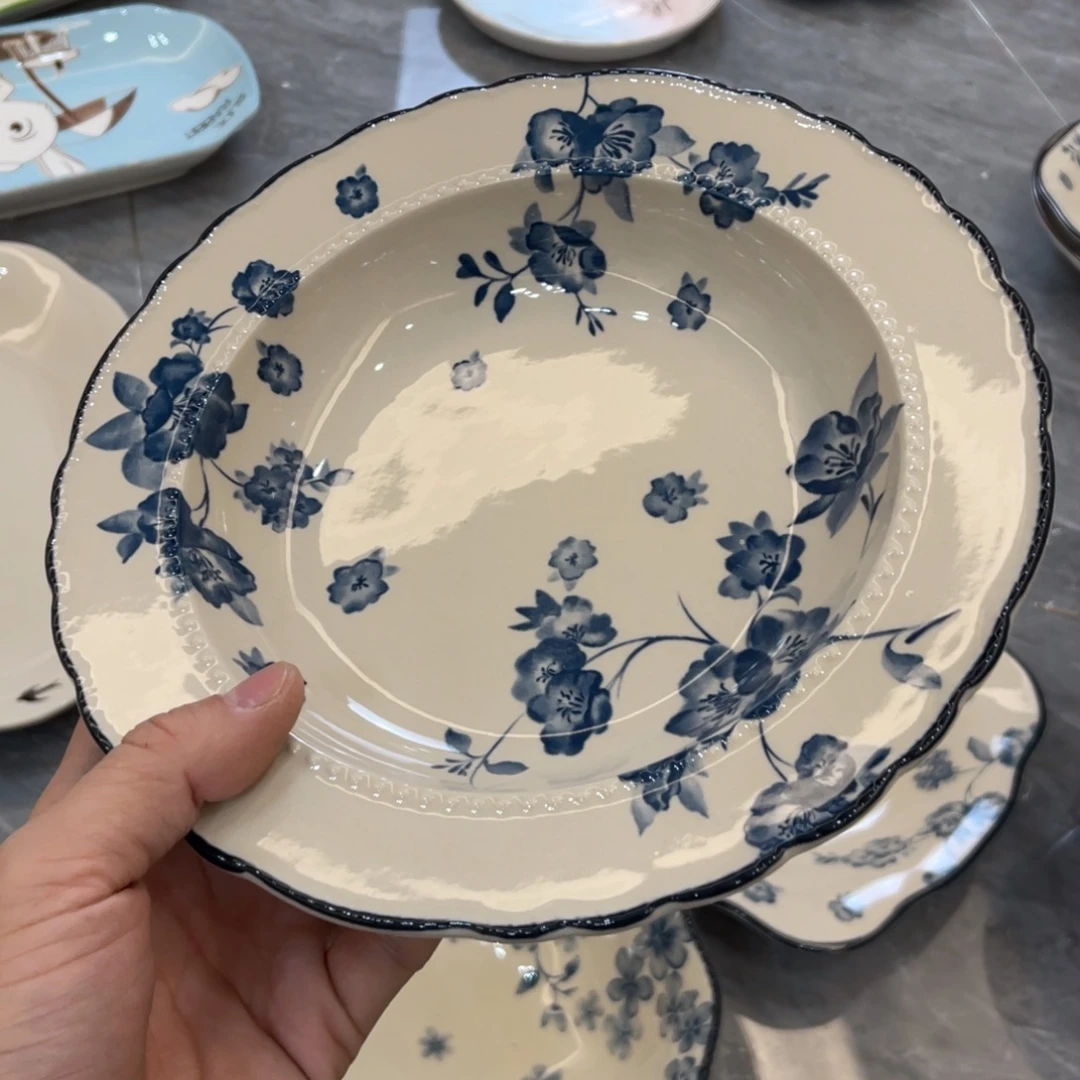 陶瓷微瑕餐具介意勿拍，满18飞！