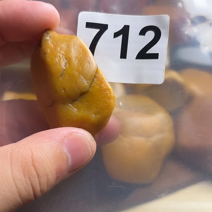 吉***祥老挝石精美的老挝
