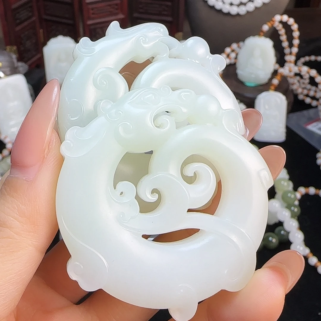 和田玉未镶嵌颈饰定制发货