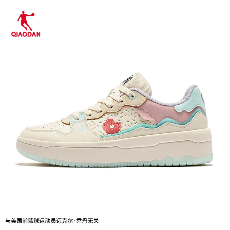 乔丹官方正品2024年夏季门店新款女性透百搭气休闲板鞋GM22230506