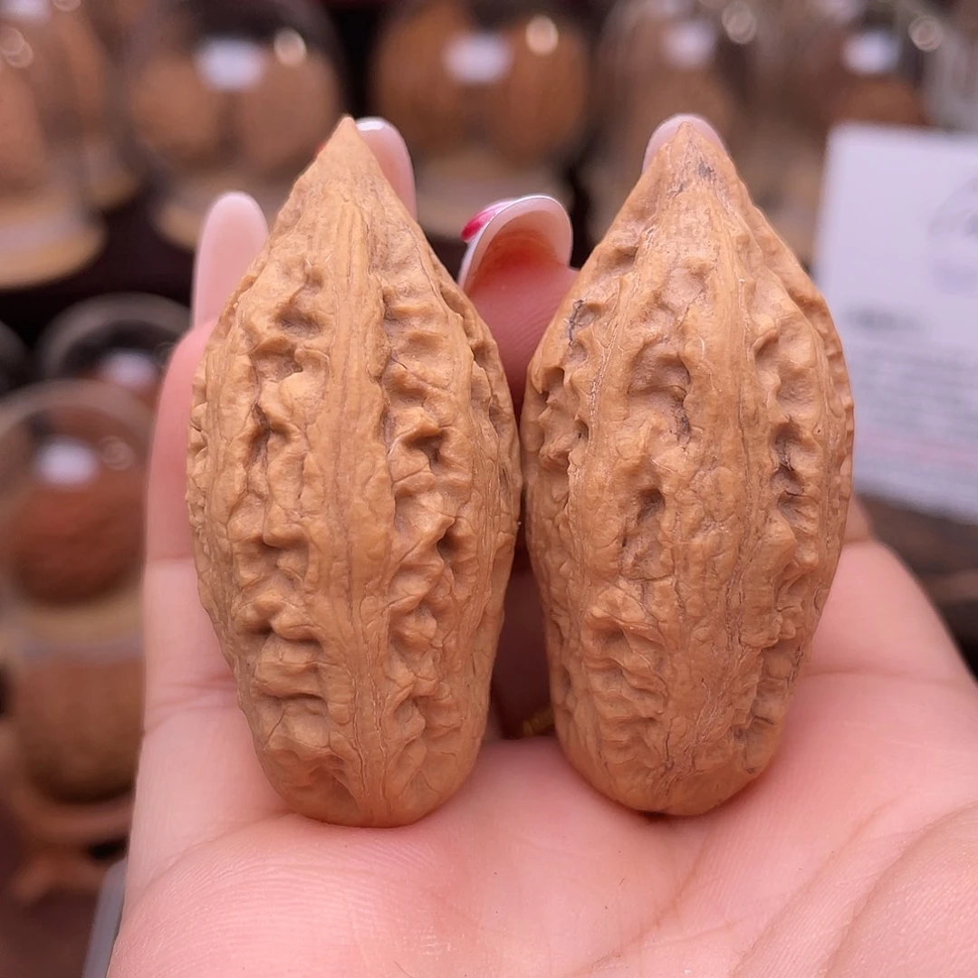 吊坠文玩核桃龙纹瓜条