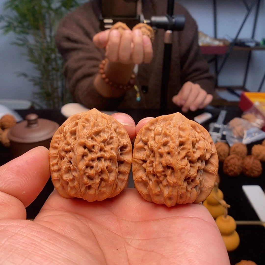 文玩核桃吊坠马老四41下拨福利