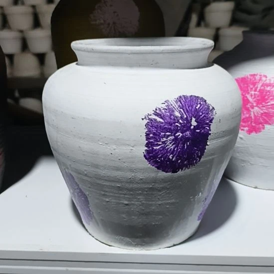 白底紫色花大肚口径14高度19默认无孔（需要打孔自行备注）