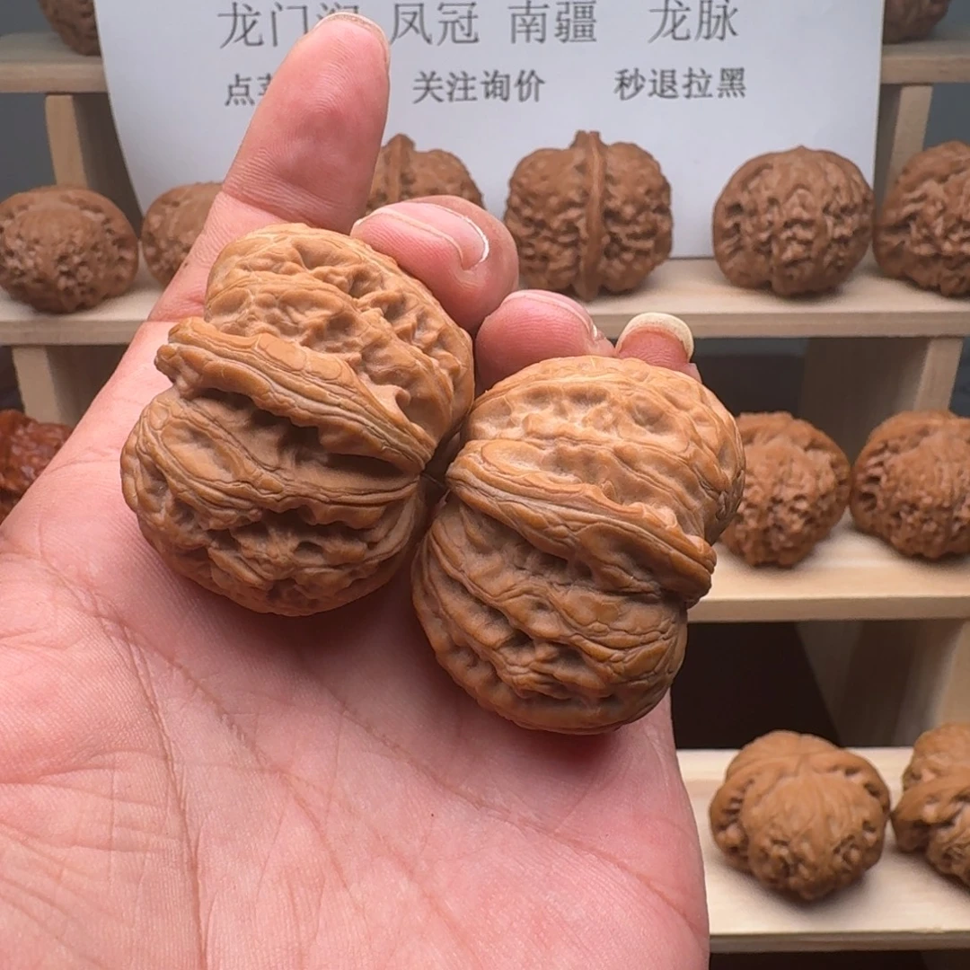 布***菇吊坠文玩核桃元宝