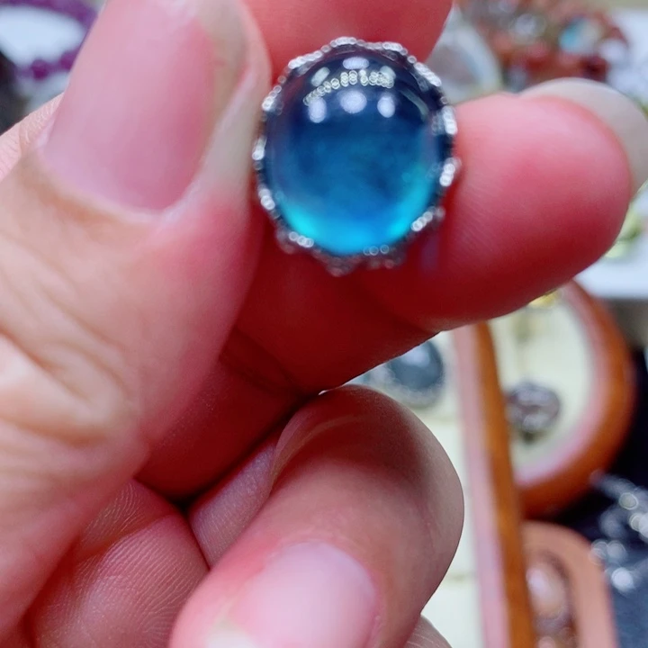 未镶嵌颈饰水晶水晶