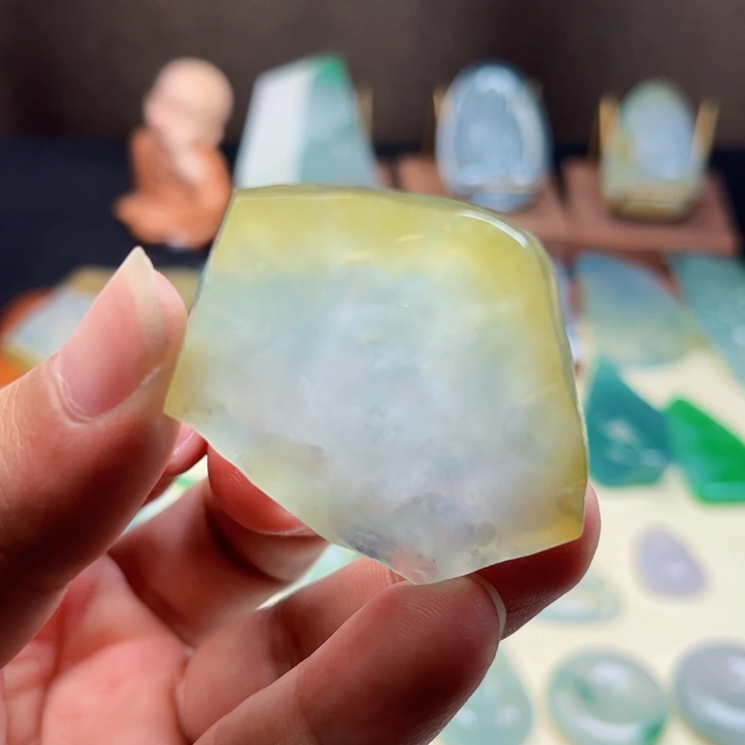 定制翡翠未镶嵌翡翠