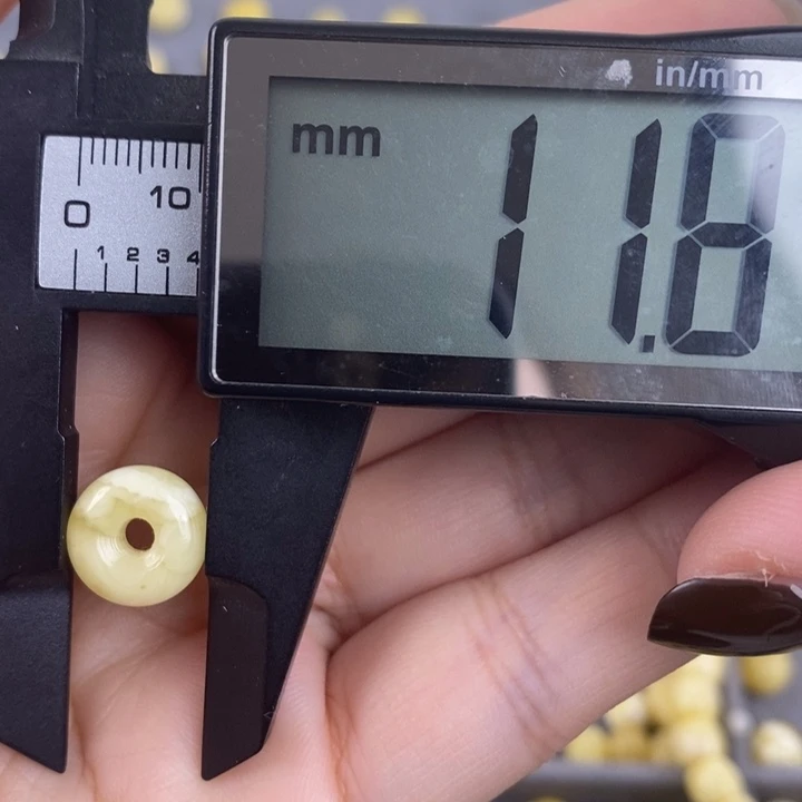 琥珀裸石未镶嵌琥珀蜜蜡2