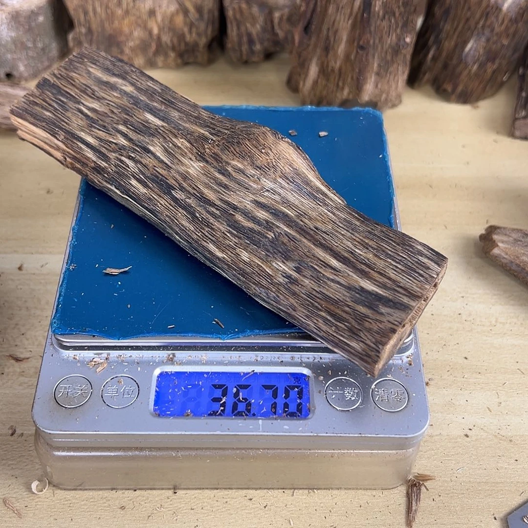香料绿奇楠虫漏36克乌身