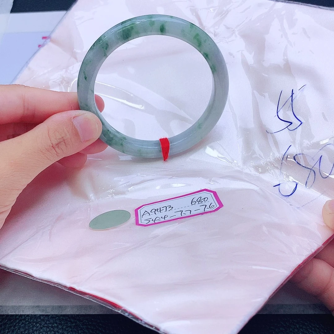 未镶嵌手镯翡翠翡翠