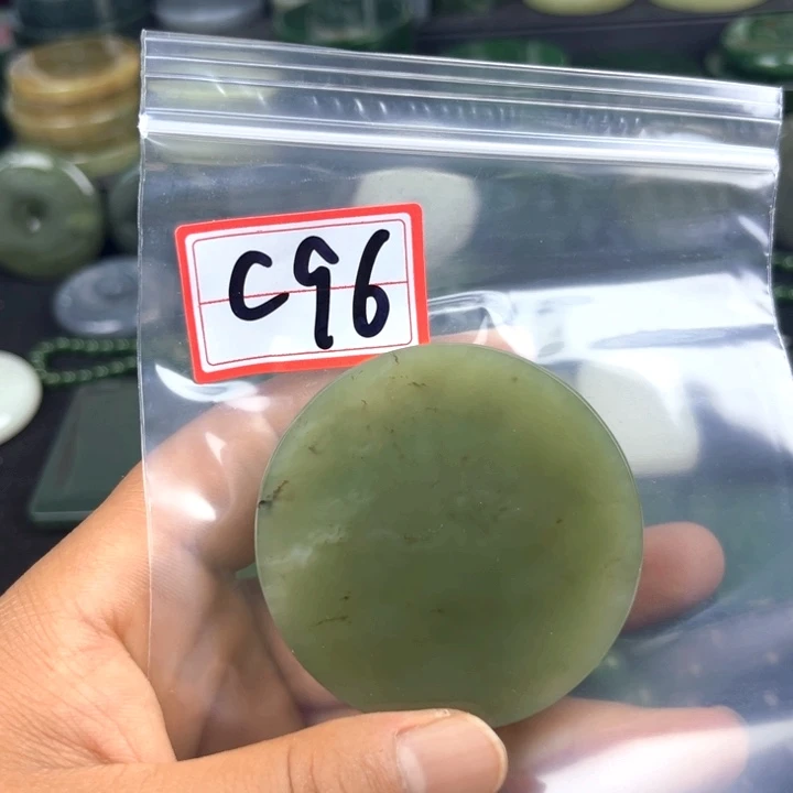 和田玉未镶嵌珠宝半成品