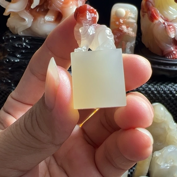 寿山石小****哦寿山石荔枝一个