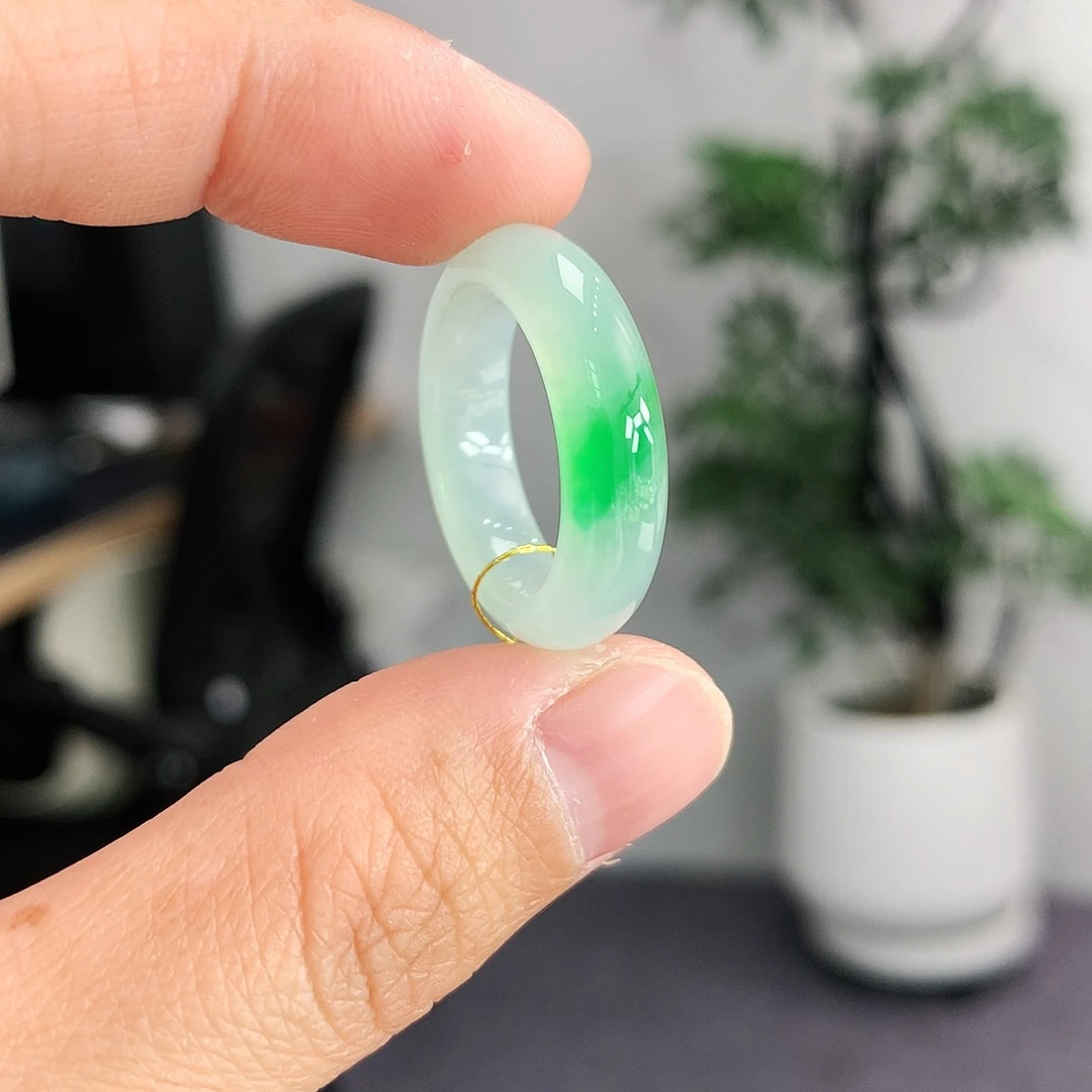 翡翠未镶嵌戒指15号