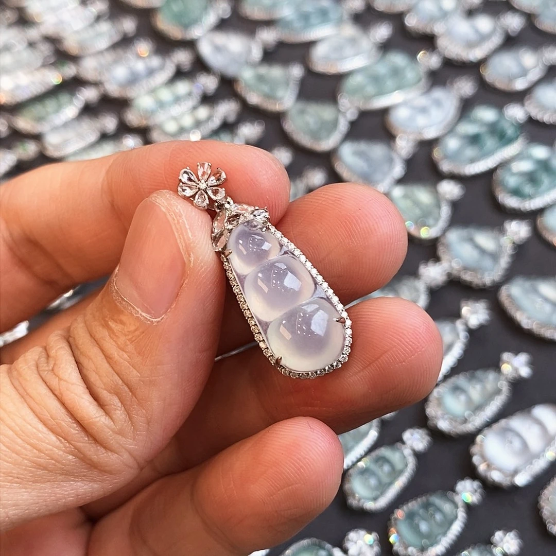 翡翠颈饰18K金镶嵌啊啊啊啊啊