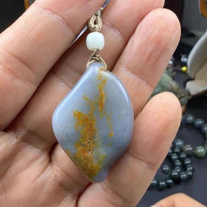 和田玉（糖玉）未镶嵌颈饰