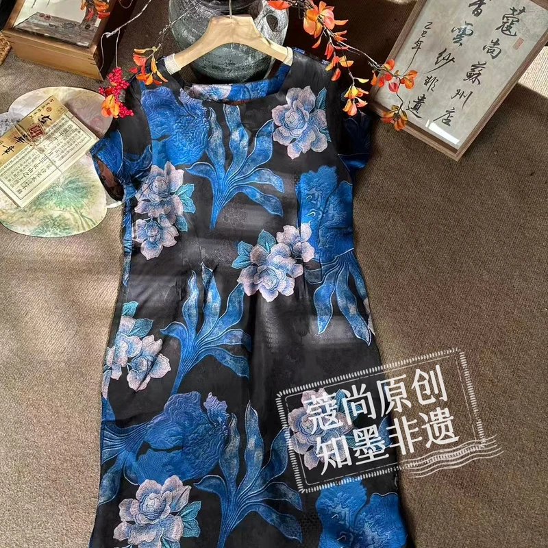 秋季新款新中式国风宽松显瘦修身显瘦气质提花圆领连衣裙