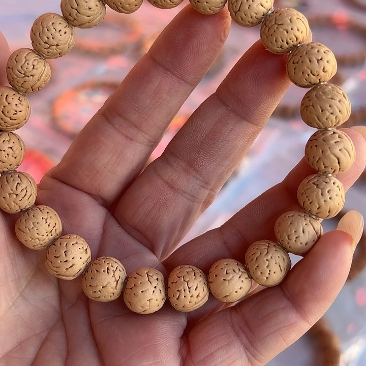 桃核手串野生小桃核手持，