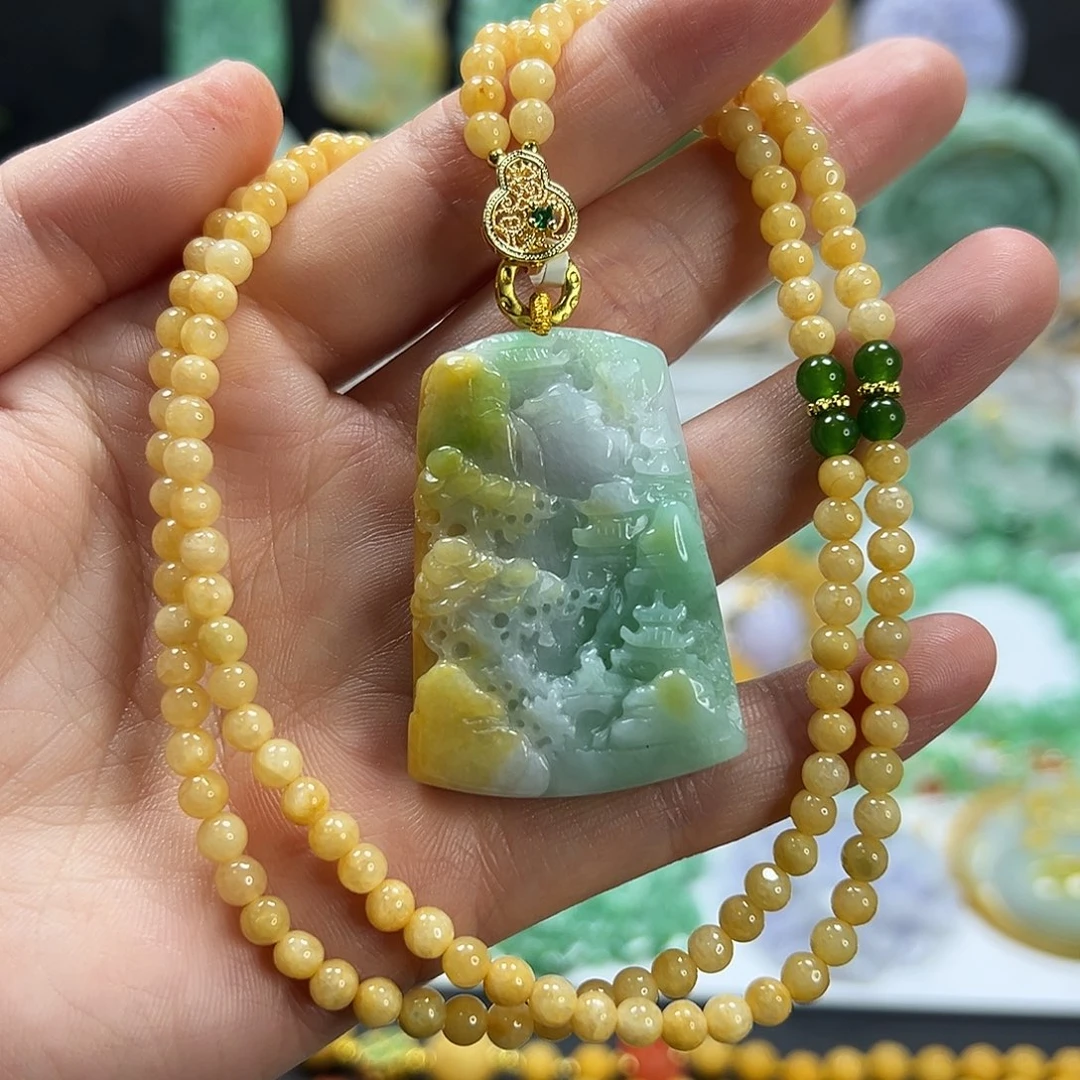 翡翠未镶嵌颈饰吊坠