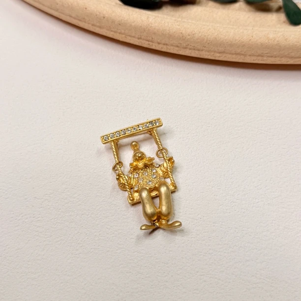 铜合金合成锆石胸针 【六六中古】孤品复古小丑胸针ad4894