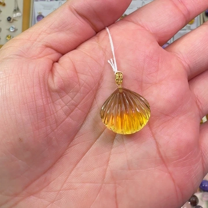 颈饰18K金镶嵌黄晶吊坠