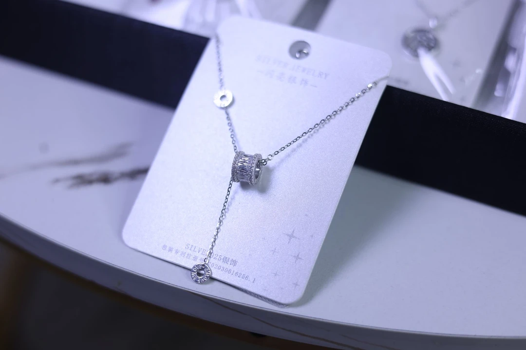 坠链均925银合成锆石 | 通体925银路路通圆筒小蛮腰项链时尚大气