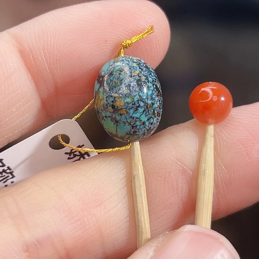 南红玛瑙未镶嵌珠宝奇石