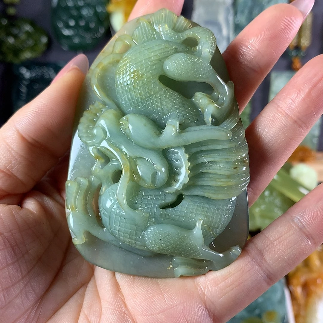 岫玉未镶嵌吊坠(赠链)