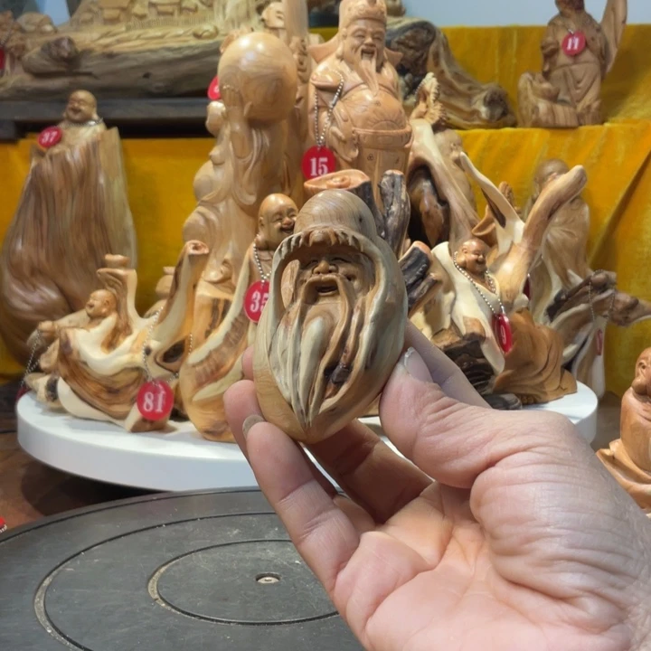 柏木（崖柏）余*军崖柏  寿星