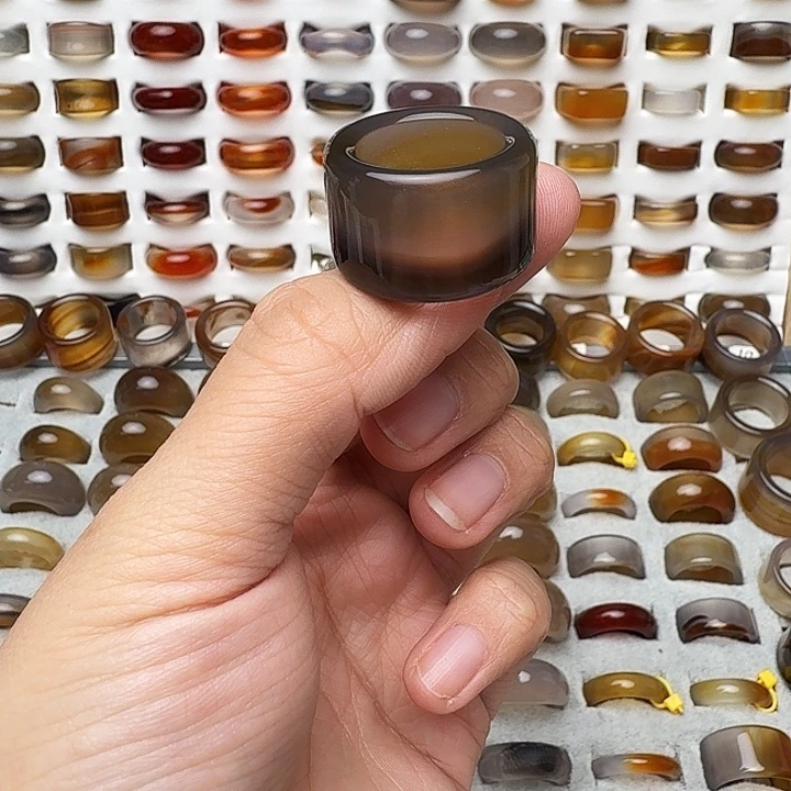 玛瑙/玉髓未镶嵌戒圈15圈开播福利不退换