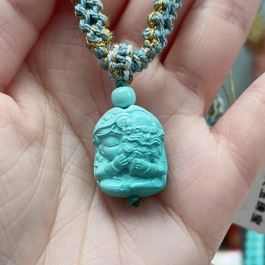 绿松石颈饰未镶嵌