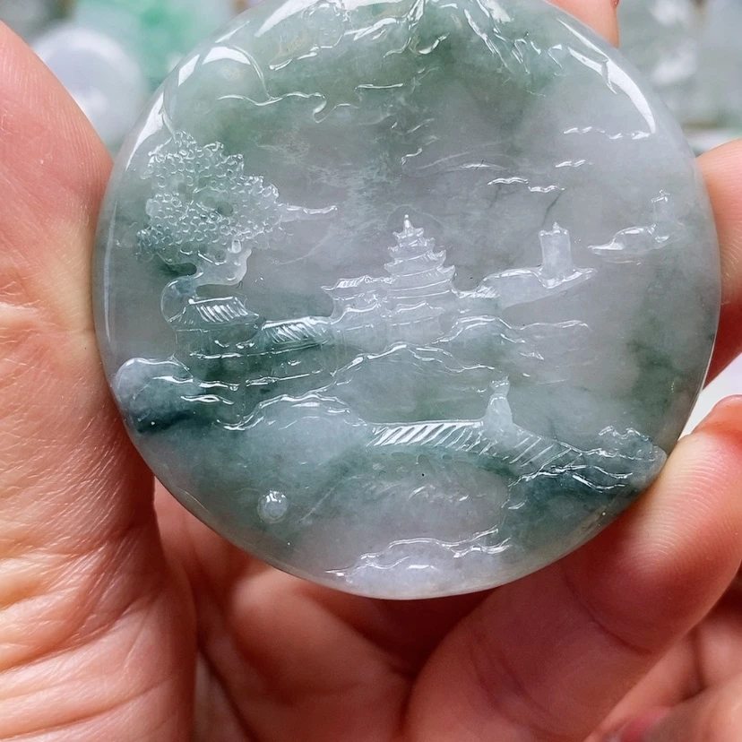 【闪购商品】翡翠颈饰未镶嵌天然翡翠A货山水牌