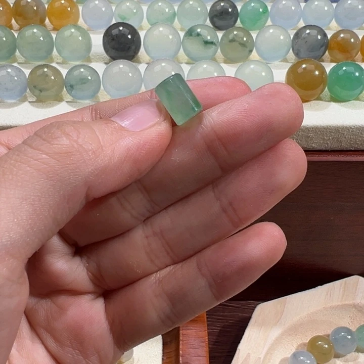 翡翠散珠天然缅甸翡翠A货6.9/9.7