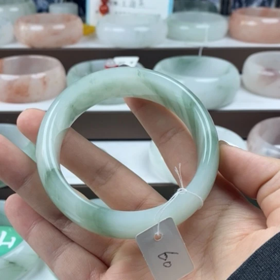 石英质玉（金丝玉）未镶嵌手镯