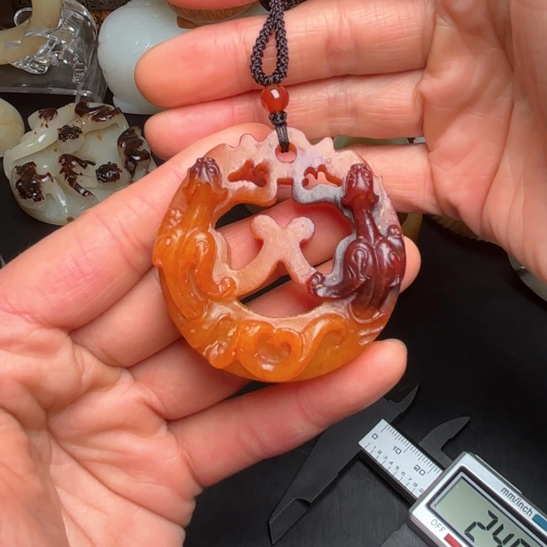 和田玉挂件未镶嵌成*