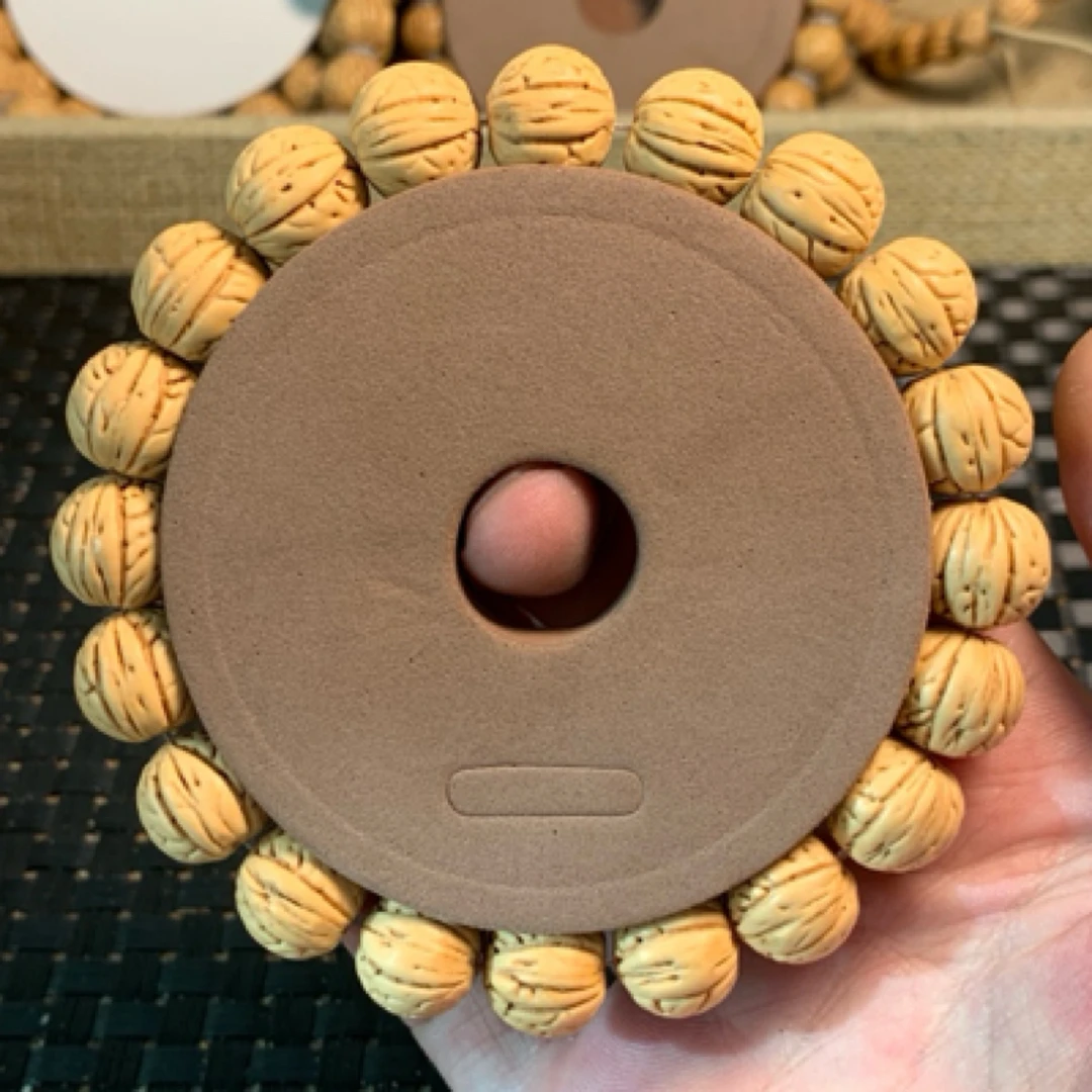 13左右东北野生桃核手串 奶油皮肌肉纹 边肚同尺矮桩