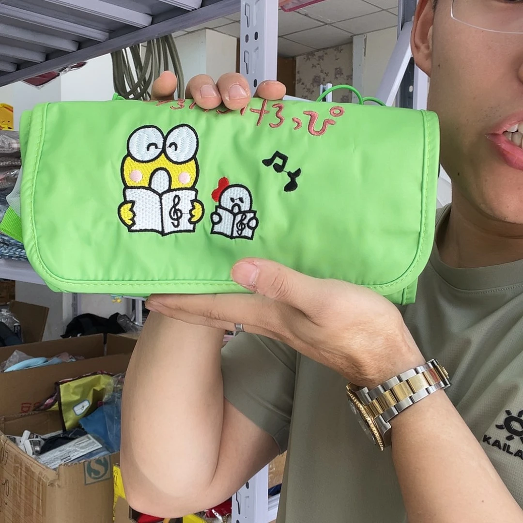 PU化妆包等各种产品和