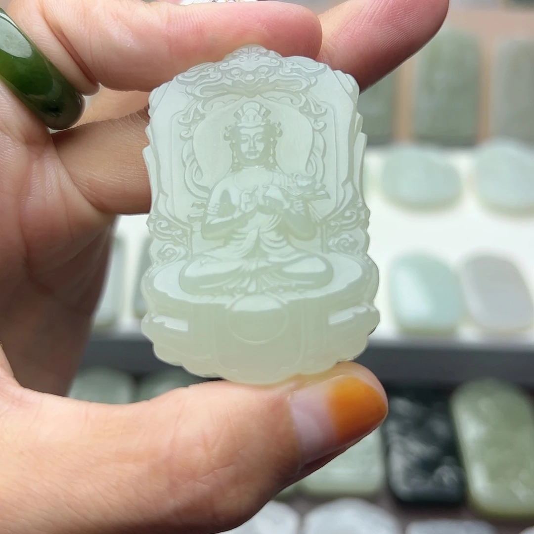 颈饰未镶嵌和田玉