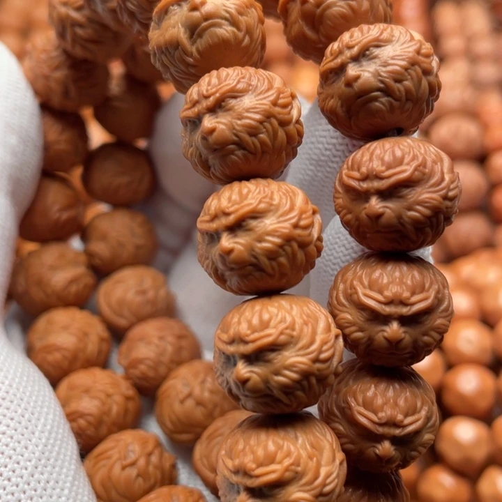 猴头核桃吊坠蓝**洋斗战胜佛