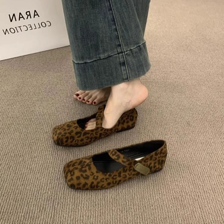 法式平底复古方头一字带豹纹玛丽珍鞋女鞋子温柔风晚晚鞋通勤单鞋