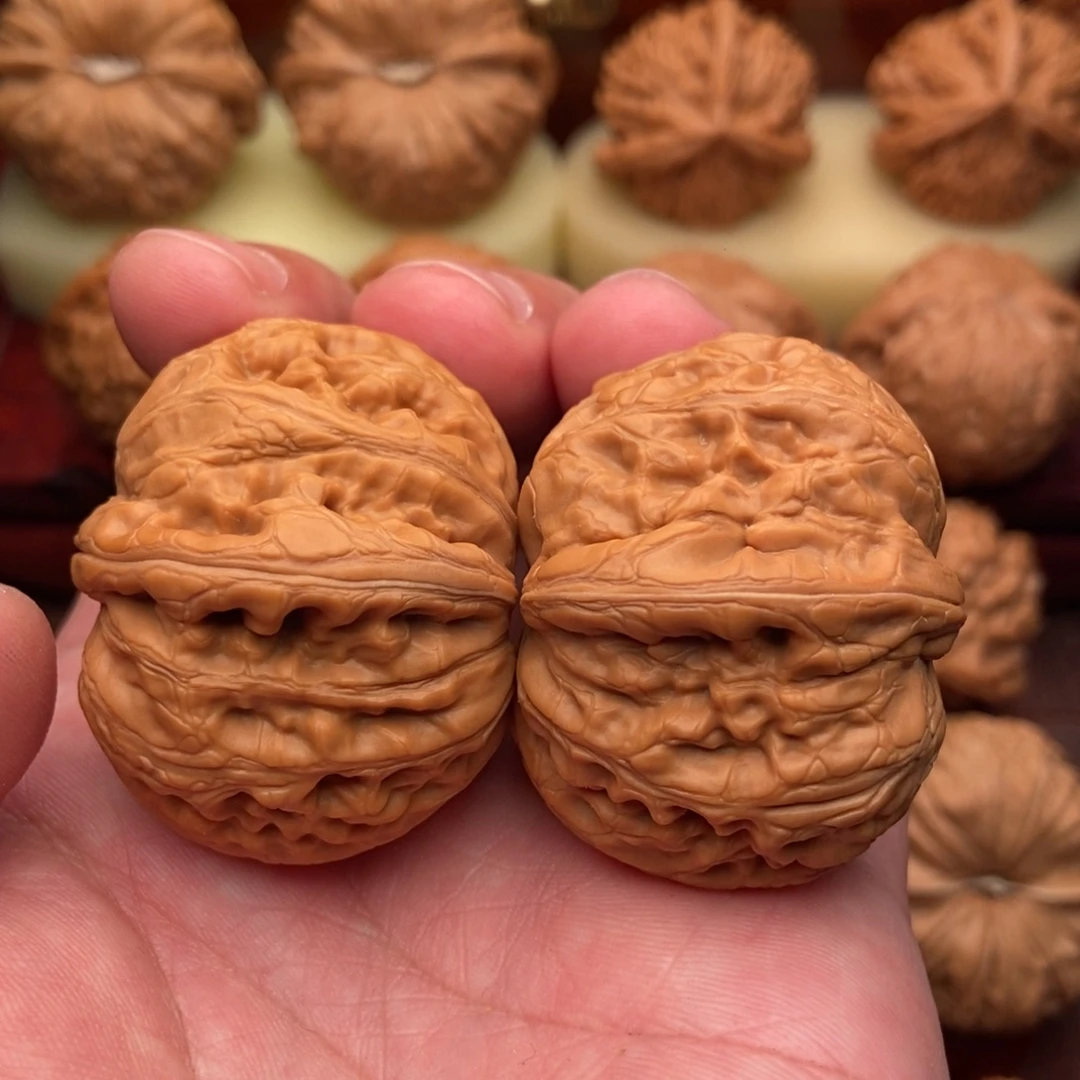 文玩核桃把件精品大元宝42