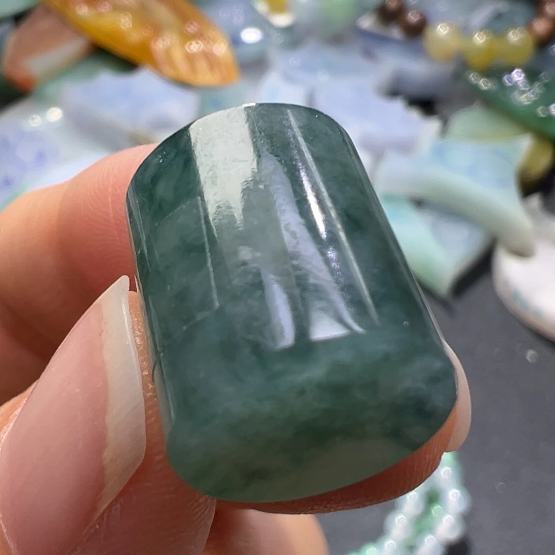 未镶嵌定制翡翠翡翠