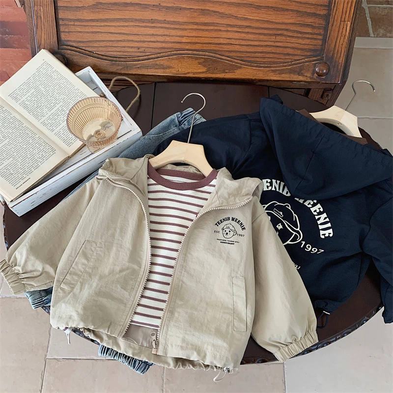 儿童春装休闲外套宝宝洋气百搭开衫外套男小童韩版连帽外套