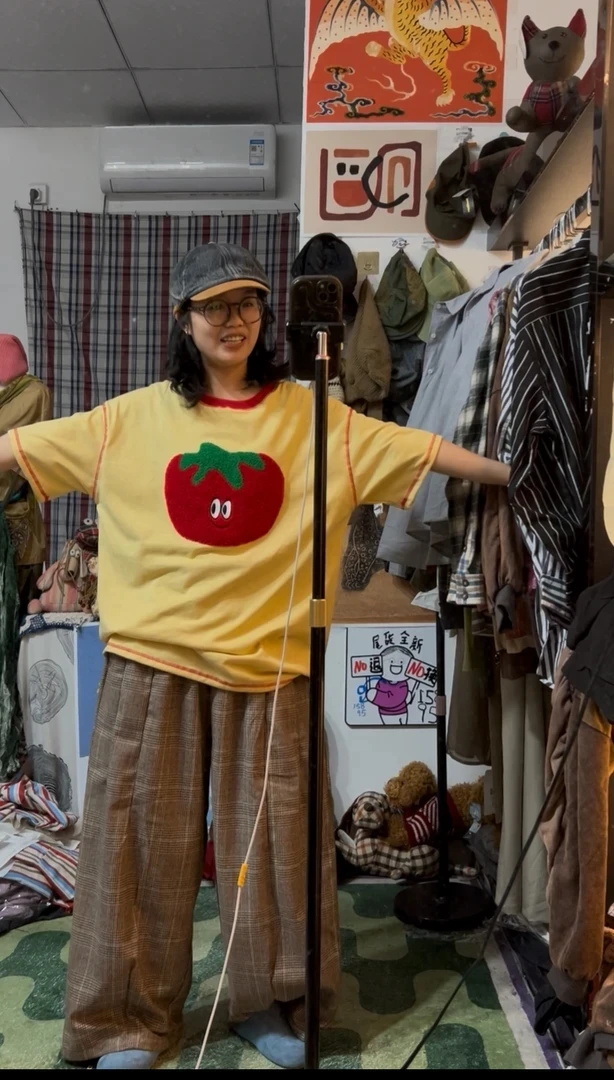 新款 “番茄鸡蛋✨”主播身上的T 长度72 胸围120