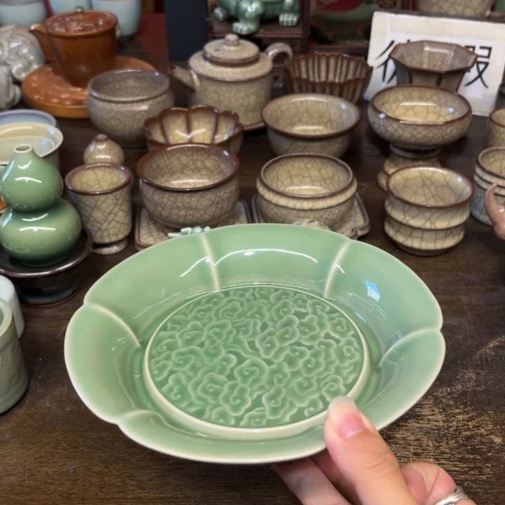 青瓷微瑕浮力特价