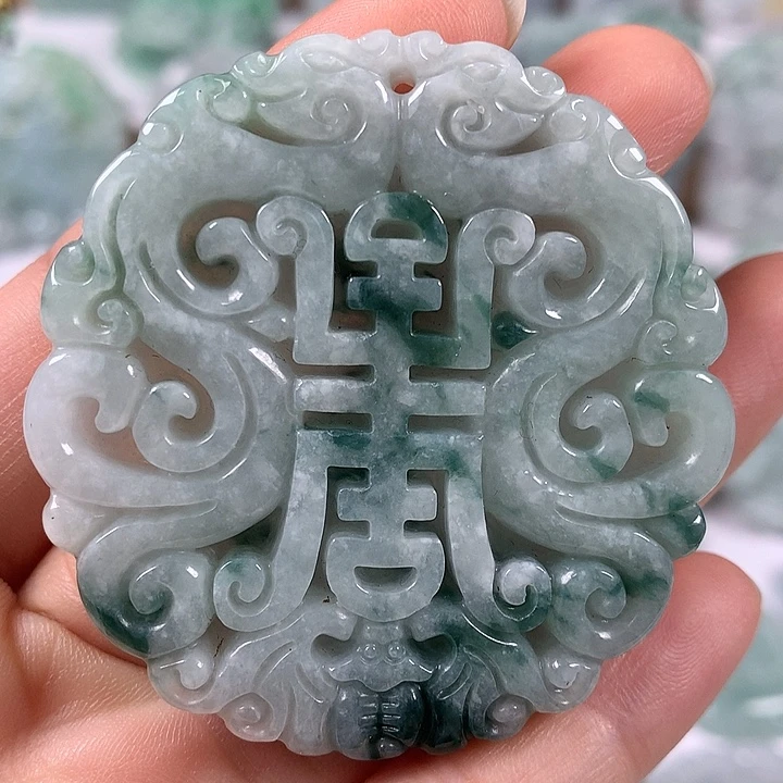 翡翠未镶嵌颈饰仿古龙行天下福利