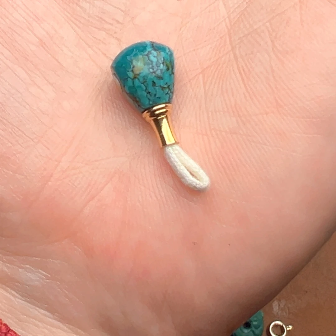 4***7绿松石未镶嵌颈饰