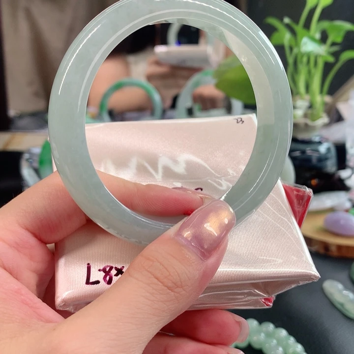 翡翠未镶嵌手镯57.5圈口