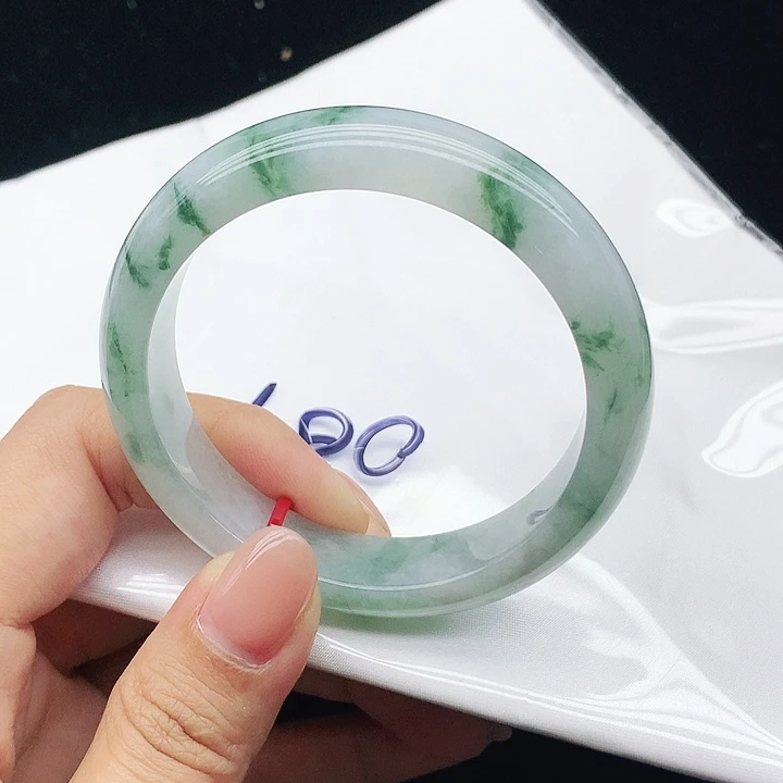 未镶嵌手镯翡翠084